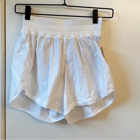 NWT Lululemon Track That Shorts Size 4 - Picture 6 of 12
